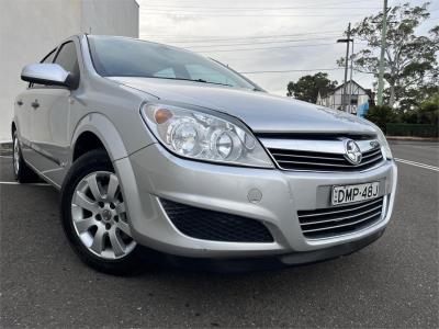 2008 HOLDEN ASTRA CD 5D HATCHBACK AH MY08 for sale in Chester Hill