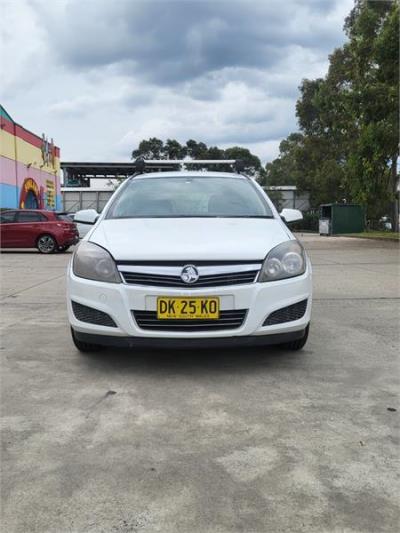 2007 HOLDEN ASTRA CD 4D WAGON AH MY07 for sale in Leumeah