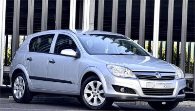 2009 HOLDEN ASTRA CD 5D HATCHBACK AH MY09 for sale in Cheltenham