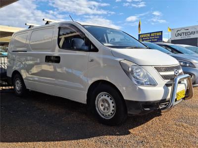 2015 HYUNDAI iLOAD 4D VAN TQ MY15 for sale in Minchinbury