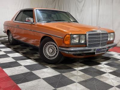 1981 Mercedes-Benz 280CE IN AUCTION AT LLOYDS Coupe for sale in Carrara