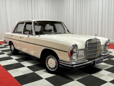 1971 Mercedes Benz IN AUCTION AT LLOYDS Sedan SE SE for sale in Carrara