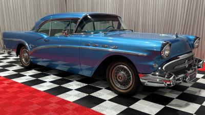 1957 Buick Century IN AUCTION AT LLOYDS Sedan for sale in Carrara