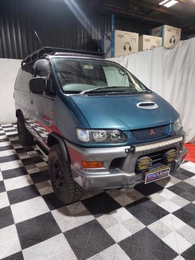 1996 Mitsubishi Delica IN AUCTION AT LLOYDS Van for sale in Carrara