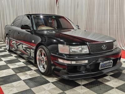 1990 Lexus LS400 IN AUCTION AT LLOYDS Sedan for sale in Carrara
