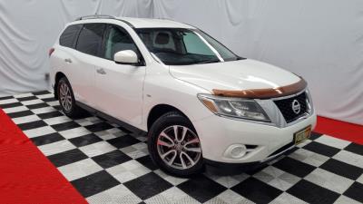 2013 Nissan Pathfinder IN AUCTION AT LLOYDS SUV R52 Series II ST R52 Series II for sale in Carrara