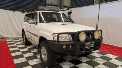 2012 Nissan Patrol IN AUCTION AT LLOYDS SUV GU GU for sale in Carrara