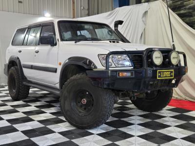 2003 Nissan Patrol IN AUCTION AT LLOYDS SUV Y61 ST Y61 for sale in Carrara