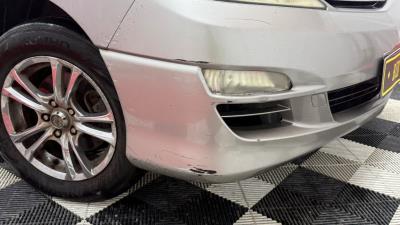 2005 Toyota Tarago IN AUCTION AT LLOYDS People Mover ACR30R GLI ACR30R for sale in Carrara