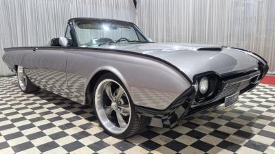 1962 Ford Thunderbird IN AUCTION AT LLOYDS Convertible for sale in Carrara