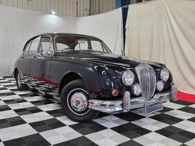 1965 Daimler V8 IN AUCTION AT LLOYDS Sedan for sale in Carrara