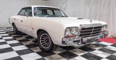 1980 Chrysler Valiant IN AUCTION AT LLOYDS Sedan CM CM for sale in Carrara