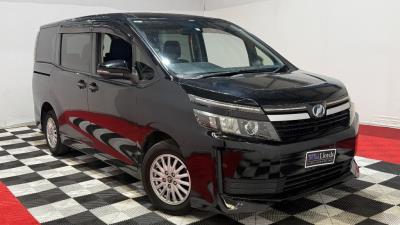 2012 Toyota Voxy IN AUCTION AT LLOYDS People Mover Hybrid Hybrid for sale in Carrara