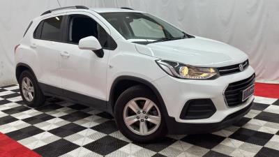 2017 holden trax IN AUCTION AT LLOYDS 5-door suv for sale in Carrara