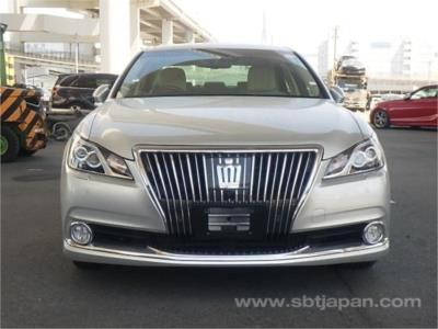 2016 TOYOTA CROWN MAJESTA (HYBRID) 4D SEDAN GWS214 for sale in Virginia